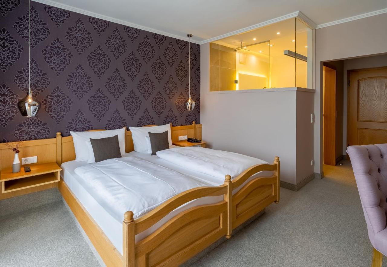Krone Am Park - Gaestehaus Des Hotel Krone Alzenau in Unterfranken Εξωτερικό φωτογραφία