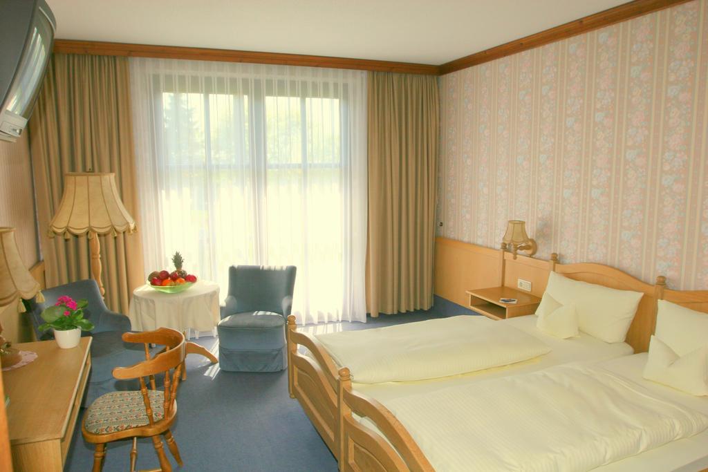 Krone Am Park - Gaestehaus Des Hotel Krone Alzenau in Unterfranken Εξωτερικό φωτογραφία