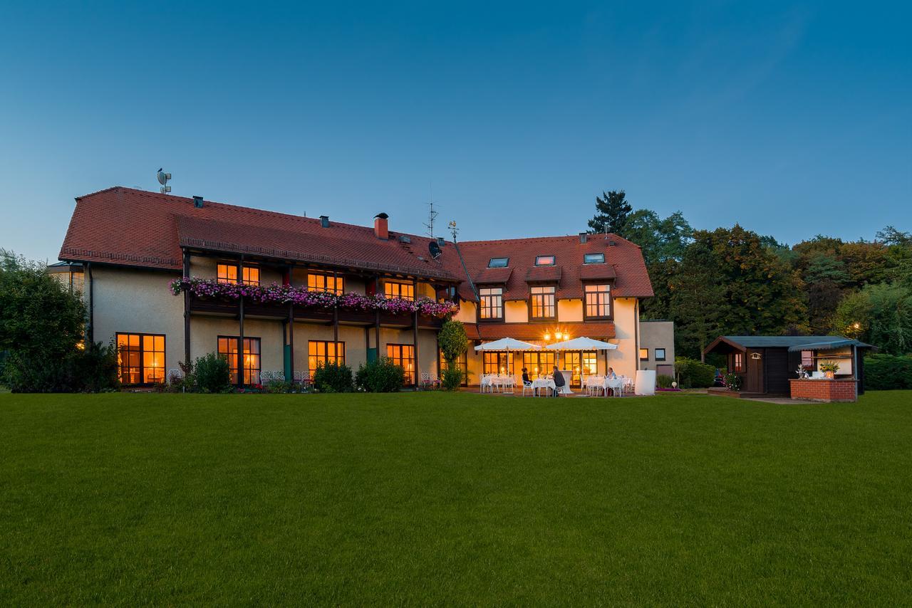 Krone Am Park - Gaestehaus Des Hotel Krone Alzenau in Unterfranken Εξωτερικό φωτογραφία